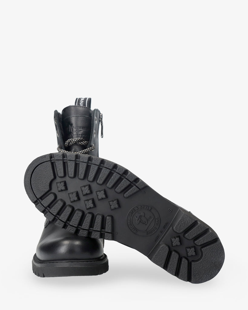 Frisia Igloo botas de piel con forro interior de pelo natural. negro