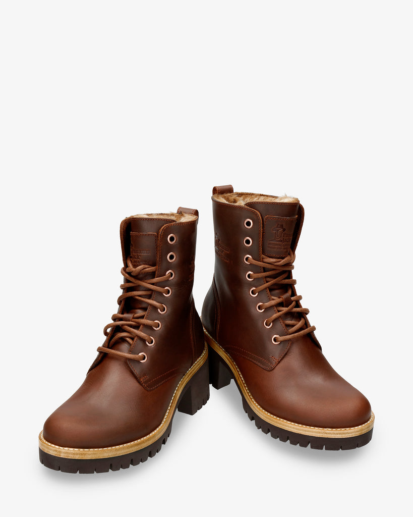 Padma botas de piel con forro interior de pelo. cuero