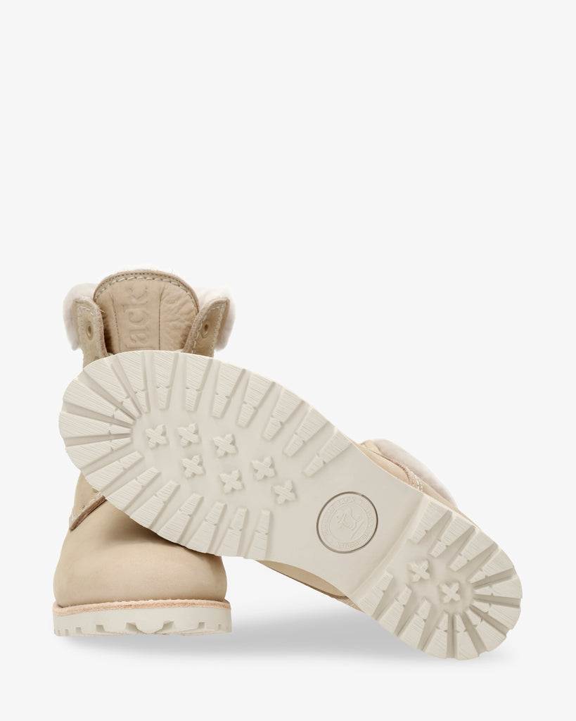 Panama 03 Igloo botas de piel con forro interior de pelo natural. crudo