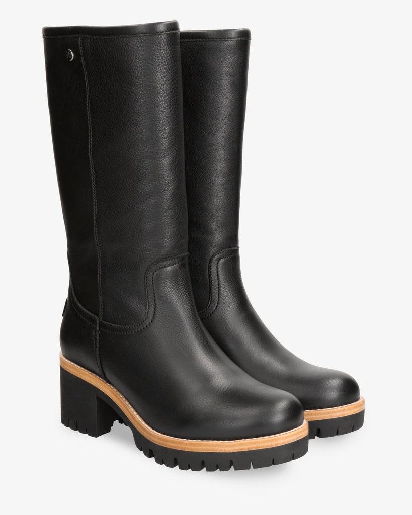 Patricia Igloo botas de piel con forro interior de pelo natural. negro