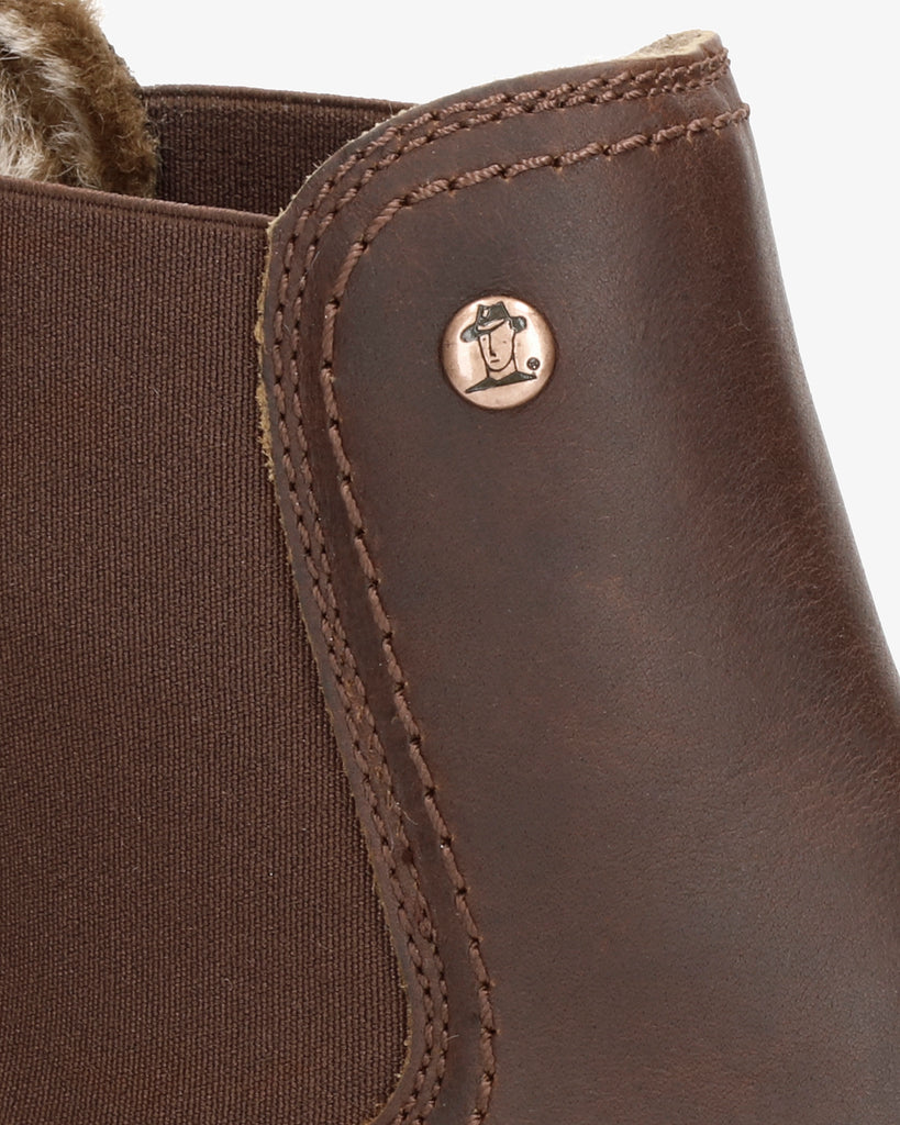 Pia botines de piel con forro interior de pelo. cuero