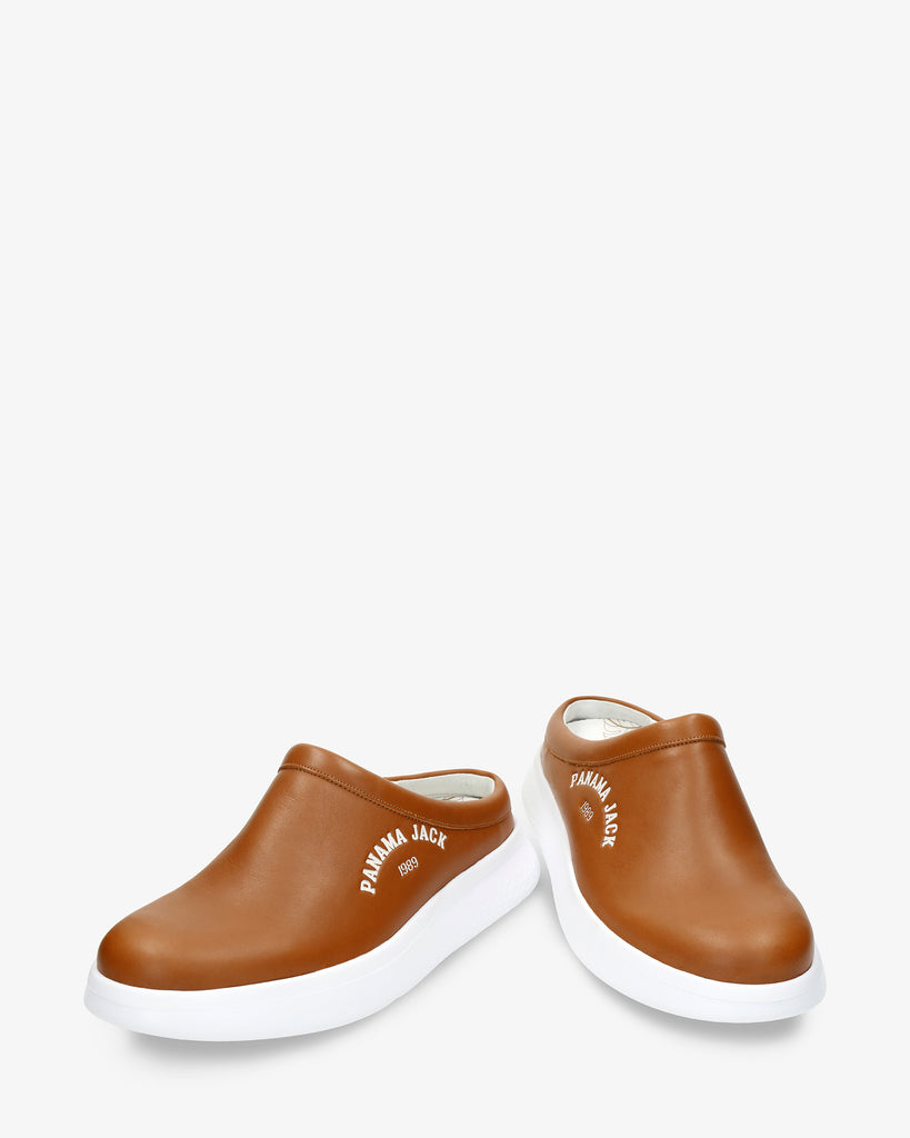 Yeray zueco de piel con forro interior de piel. cuero